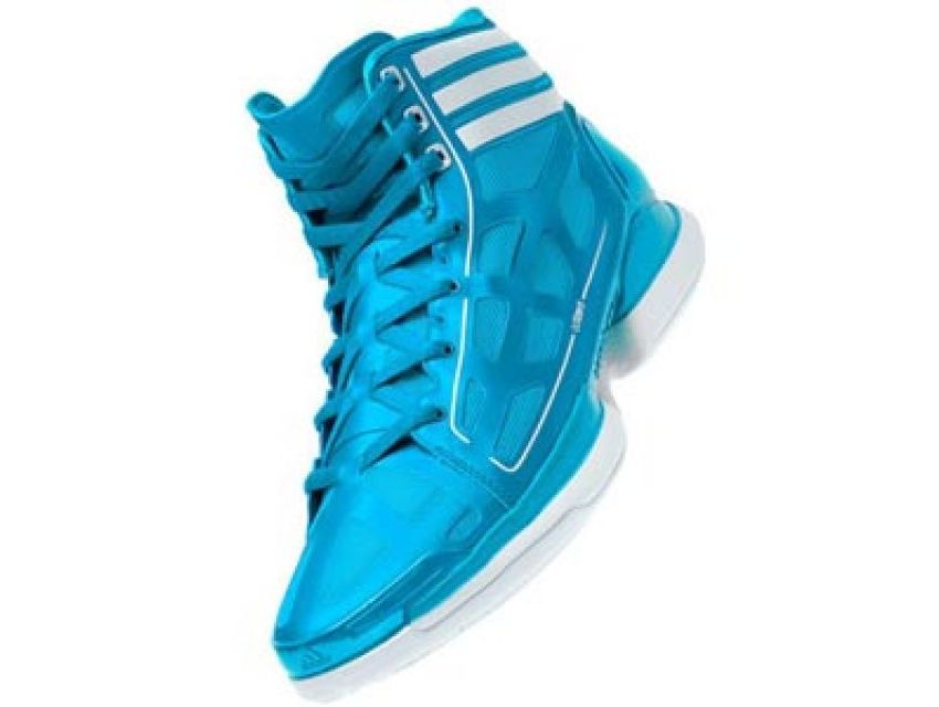 Karşınızda dünyanın en hafif basketbol ayakkabısı