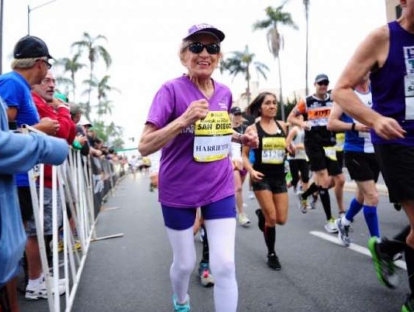 92 Yaşındaki Kadın Maratonu Tamamladı