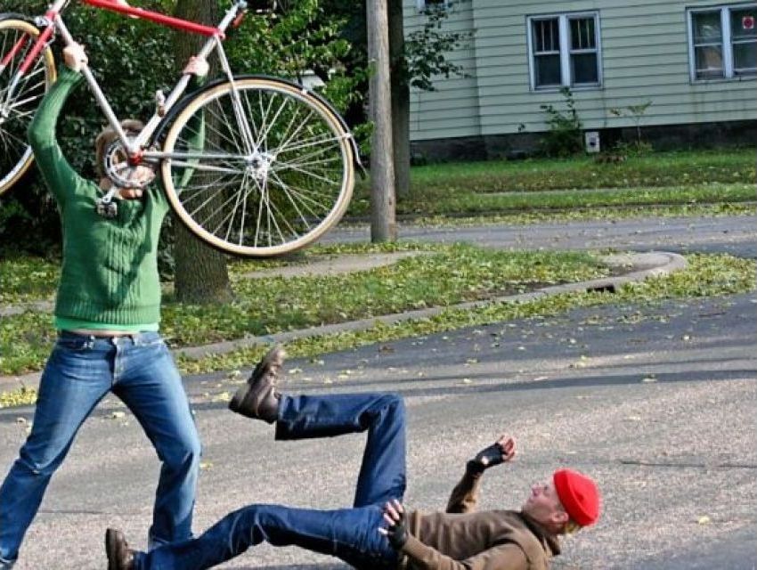 Bisiklet Yolunda Güvenle ve Stressiz Koşmanın Yolları