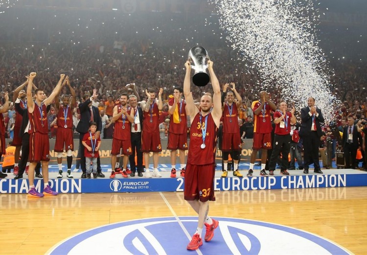 1844471-38886658-1600-900