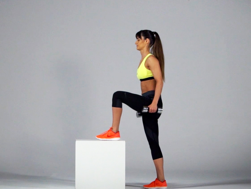 stepup-shoulder-press