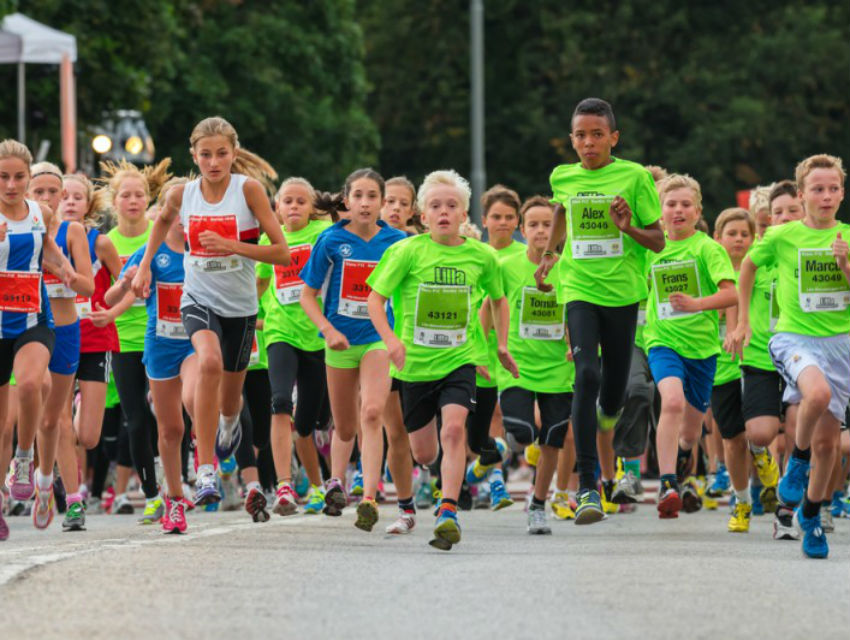 Çocuklara Koşu Ayakkabısı Alırken Dikkat Edilmesi Gerekenler