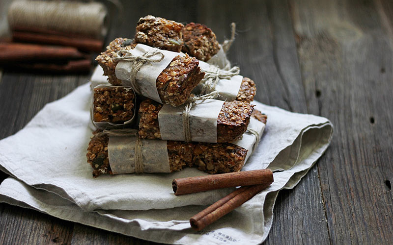 Pratik, Az Kalorili ve Sağlıklı Atıştırmalıklar