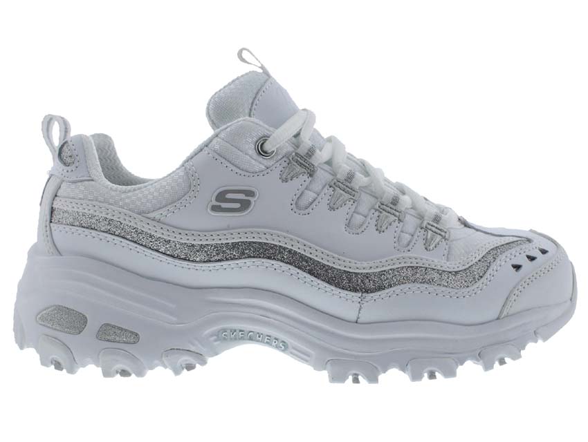 Ugly Sneakers Akımı ve Kombin Önerileri