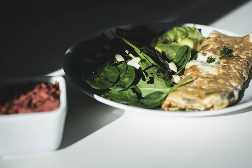 bol proteinli yiyecekler omlet