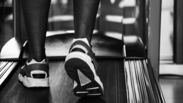 kosu bandinda ne kadar yurumeli