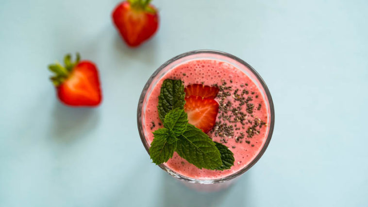 Birbirinden Lezzetli ve Faydalı Smoothie Tarifleri