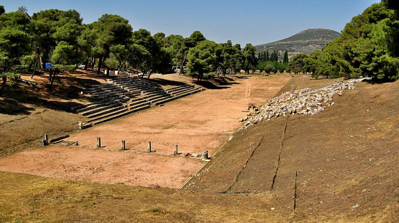 Ancient-Epidavros-stadium3648