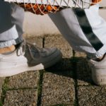 Okul Giyiminde Ne Tür Ayakkabılar Tercih Edilmeli