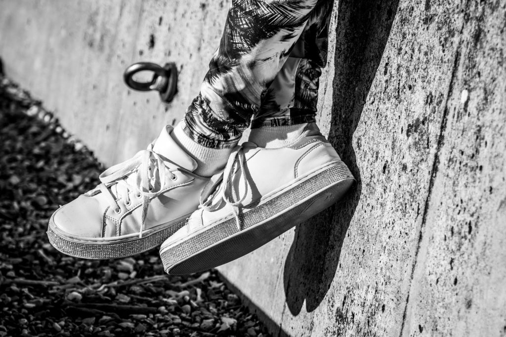 Trend Alarmı: Karıştır! Pul, Payet ve Sneaker!