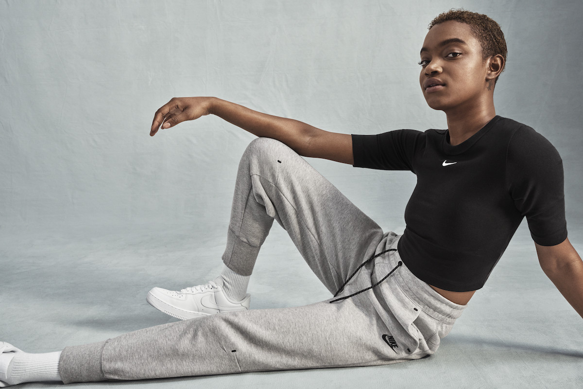 Yaz Aylarının Vazgeçilmezi Nike Tişört Modelleri