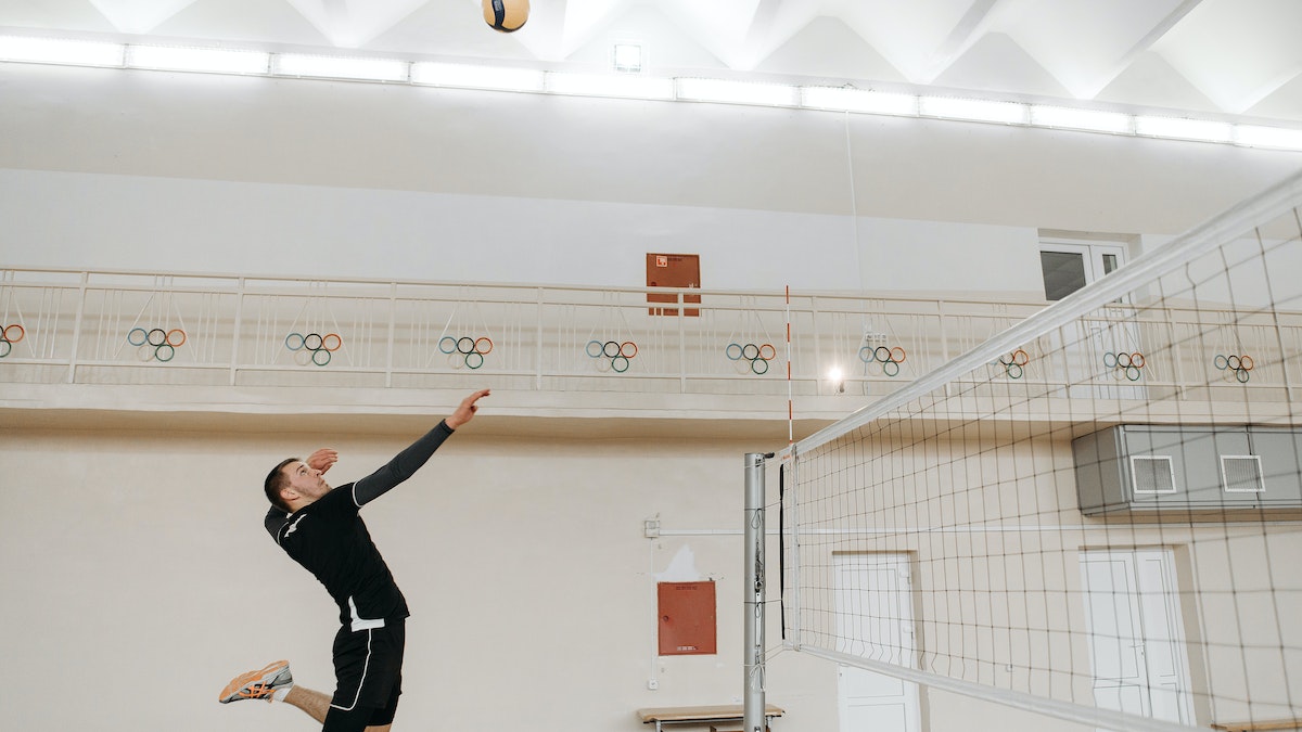 Voleybol Oynarken Hangi Spor Ayakkabılar Tercih Edilmeli