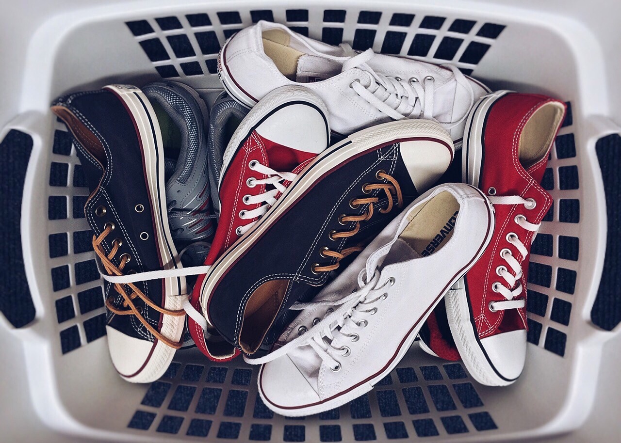 Converse Ayakkabılar Nasıl Moda İkonu Haline Geldi?