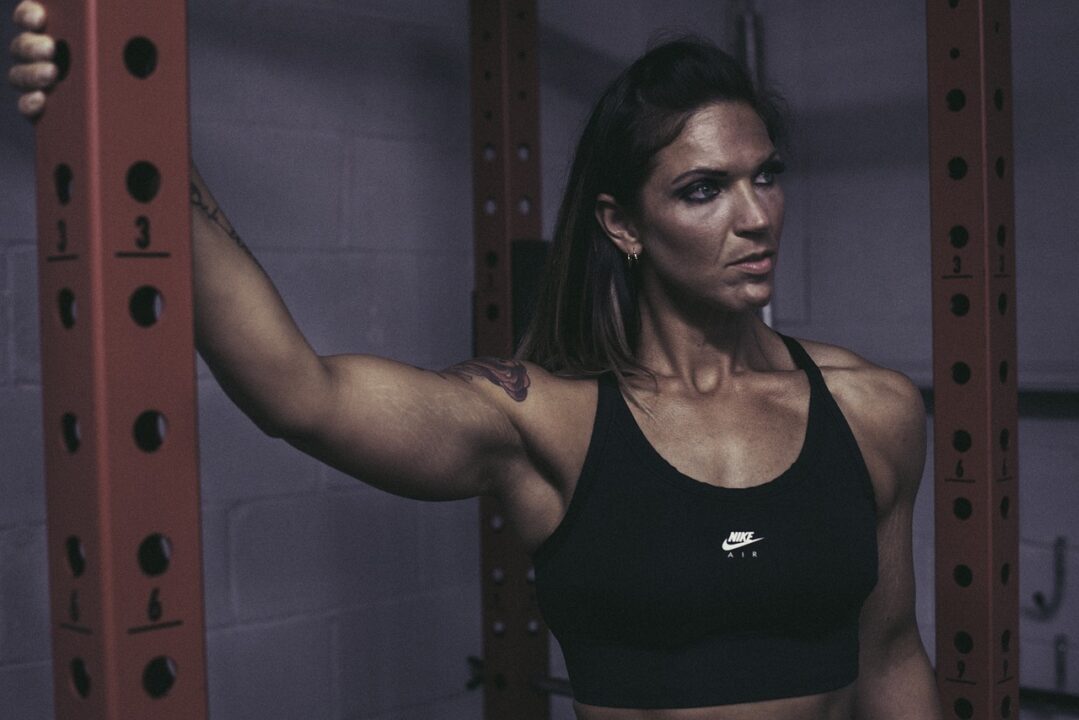 Alt Göğüs Kaslarınızı Şekillendiren 10 Etkili Hareket