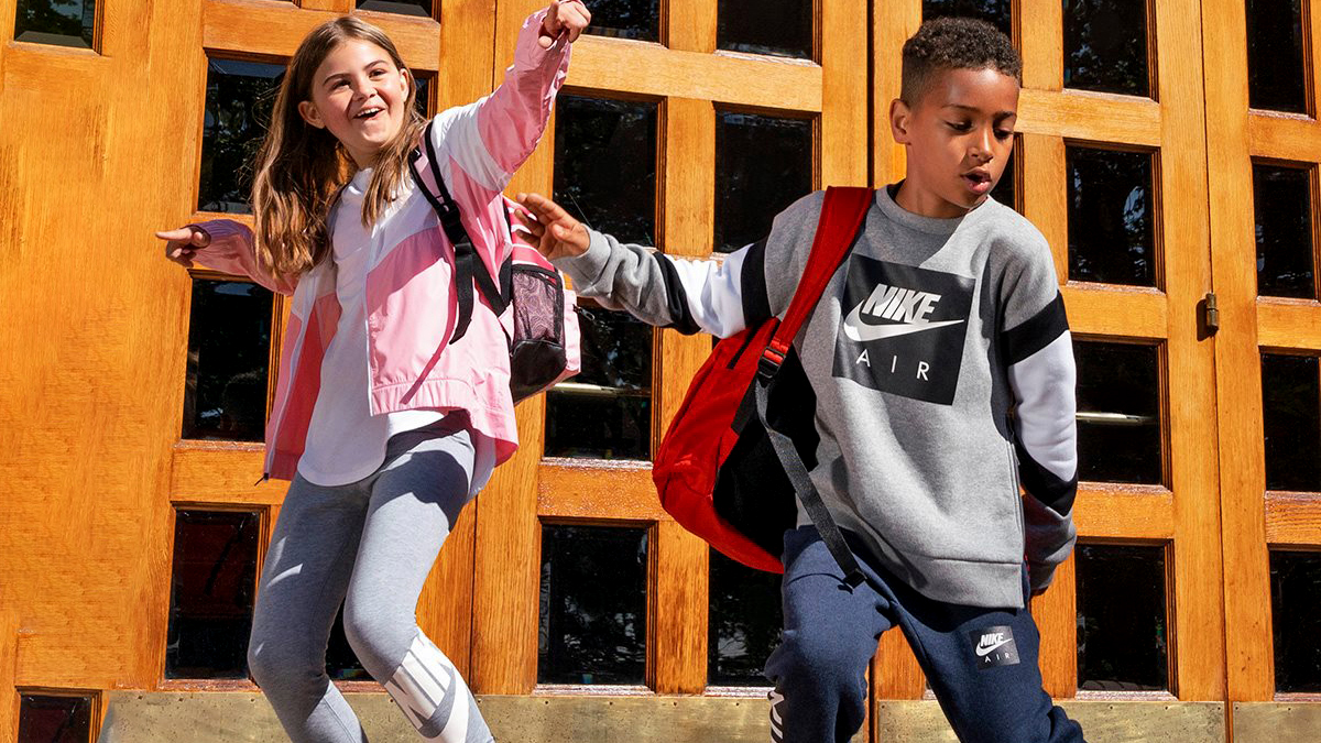 Okulda Konfor ve Stil Bir Arada: En İyi Spor Eşofman Tavsiyeleri