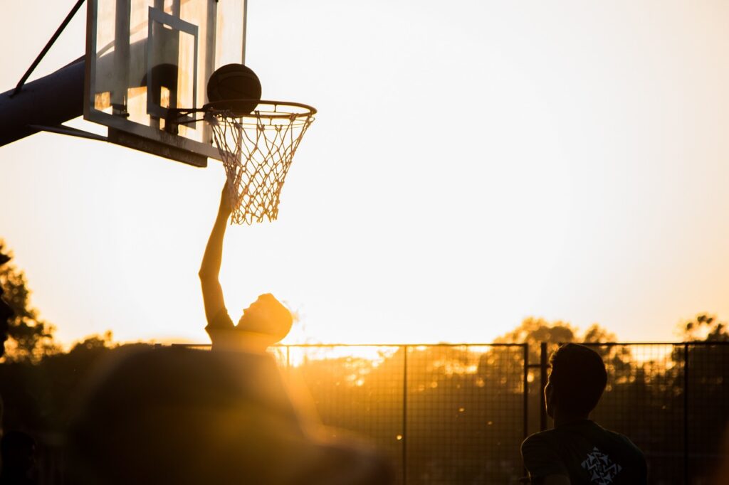 Basketbolda Kural İhlalleri: En Sık Düdük Çalınan 8 Hata ve Cezaları