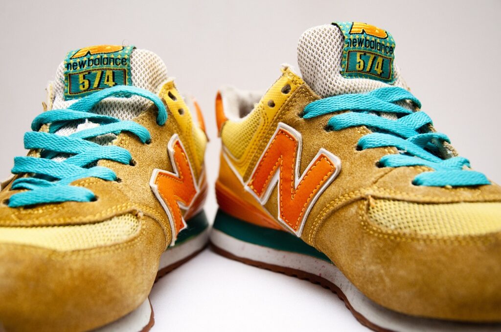 New Balance 990 vs 993: Günlük Kullanımda Hangi Model Kazanıyor?