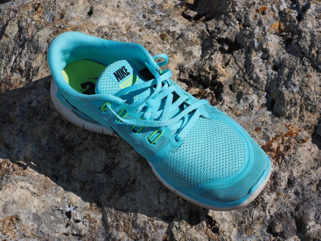 Nike Free Run Serisi: Doğal Koşu Hissi Arayanlar için Kapsamlı Rehber