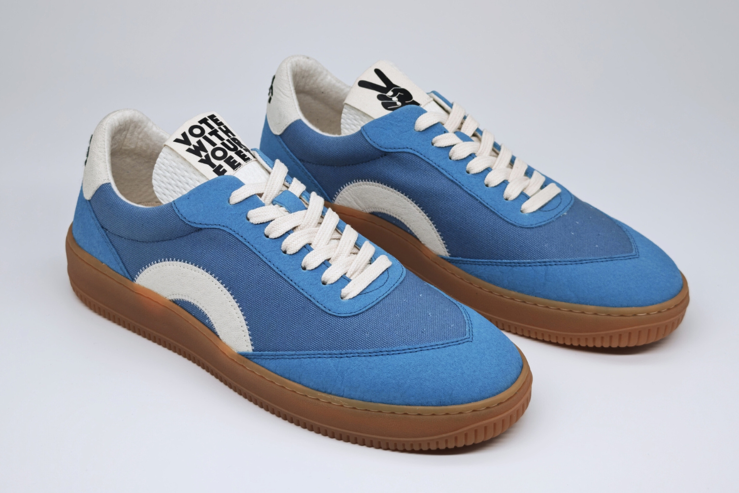 Nooch Blue Whale sneakers