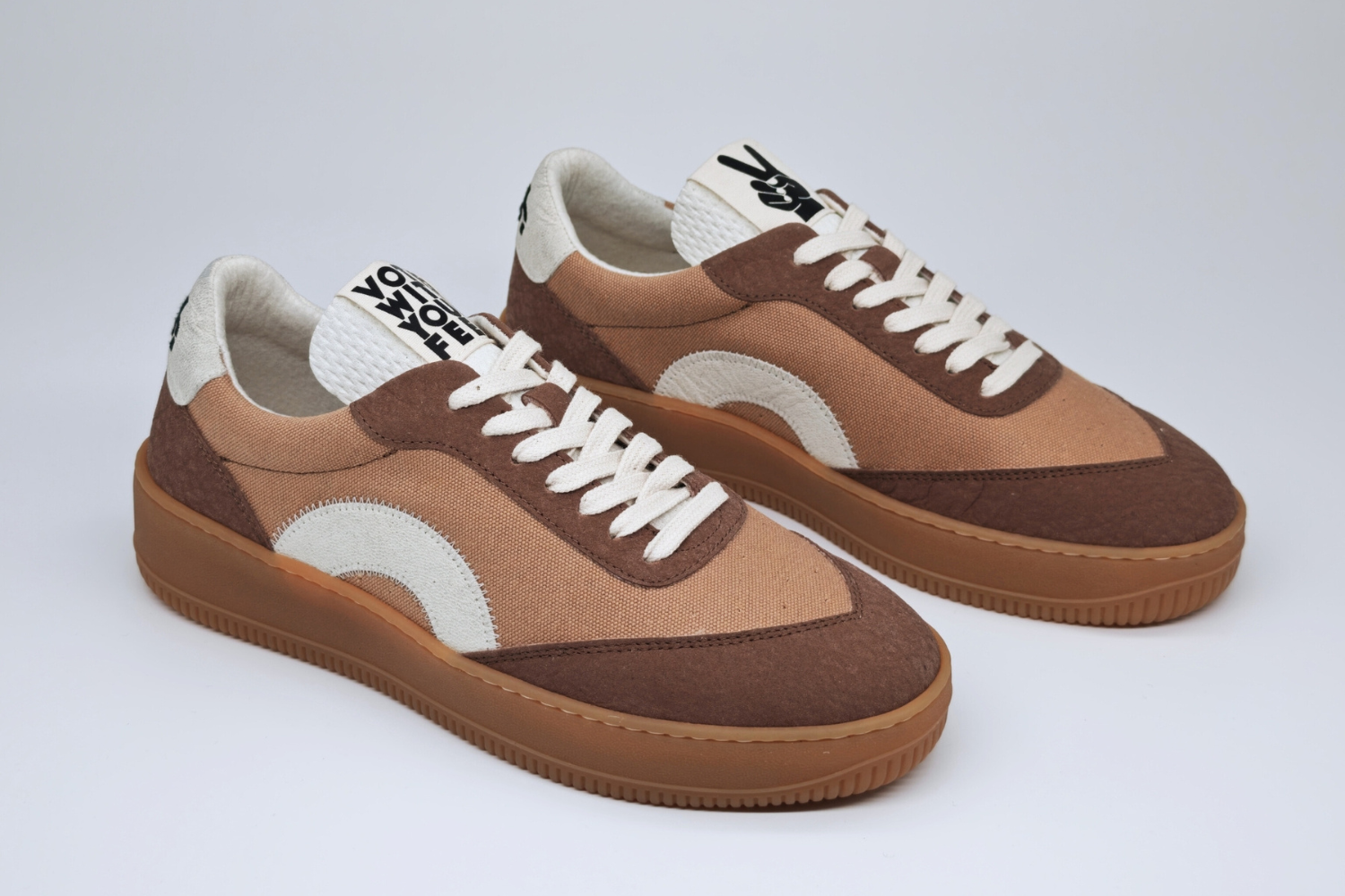 Nooch Grizzly Bear sneakers