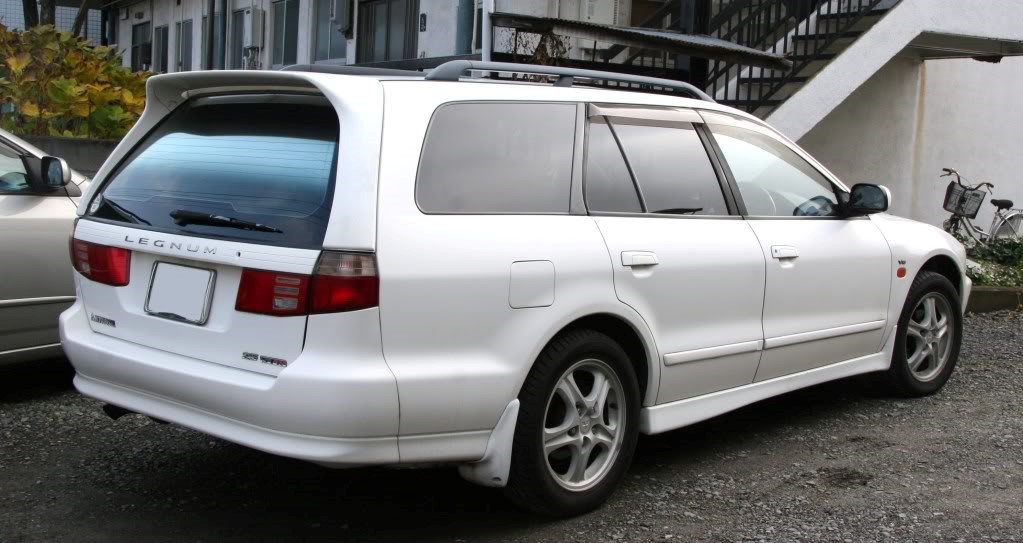 1996-1998_Mitsubishi_Legnum_rear.jpg
