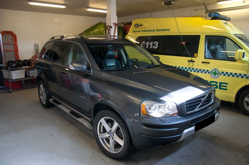 20160412%20SampS%20XC90-0561_zpssrwaeh60