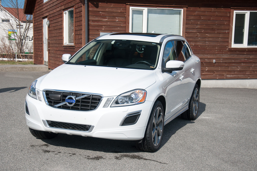 20160411%20SampS%20XC60-0495_zps3waqbppq