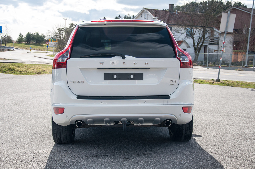 20160411%20SampS%20XC60-0498_zps3oac3zcn