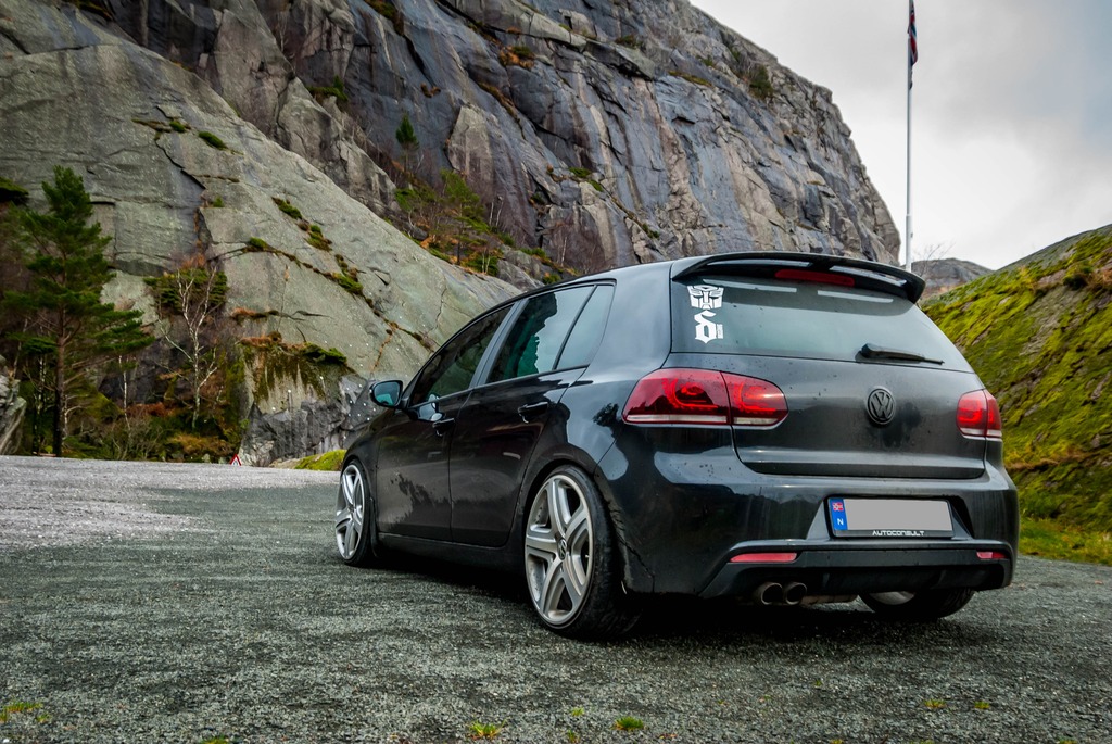 Vw%20Golf%20copy_zpsy0amrkwr.jpg