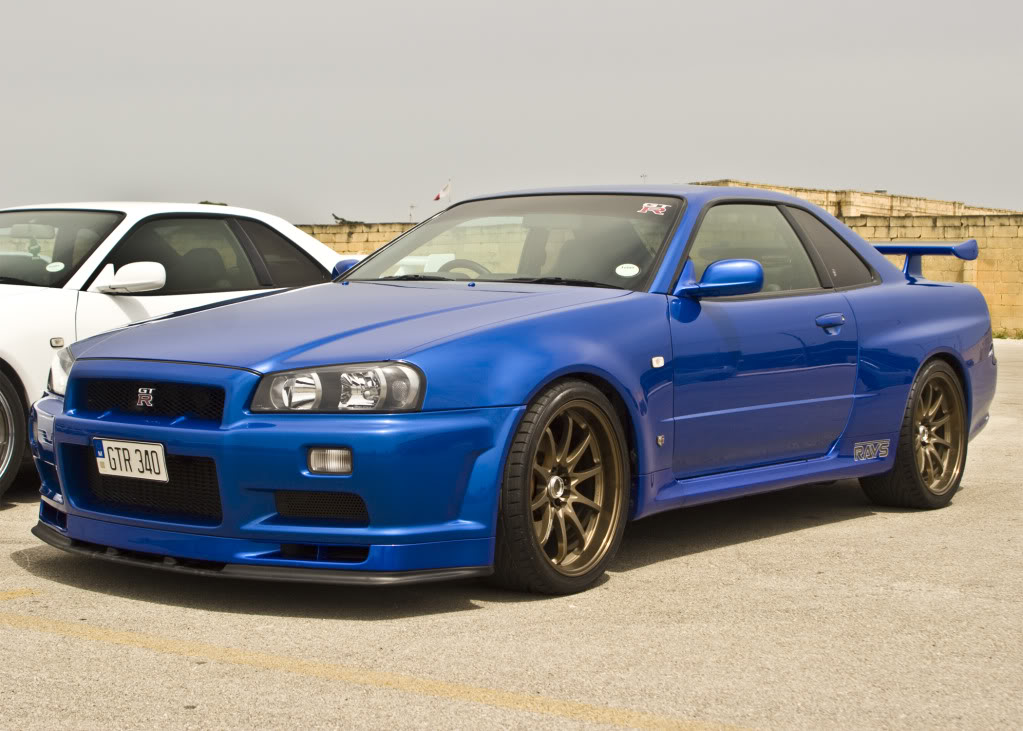 BlueGTRfrontside.jpg