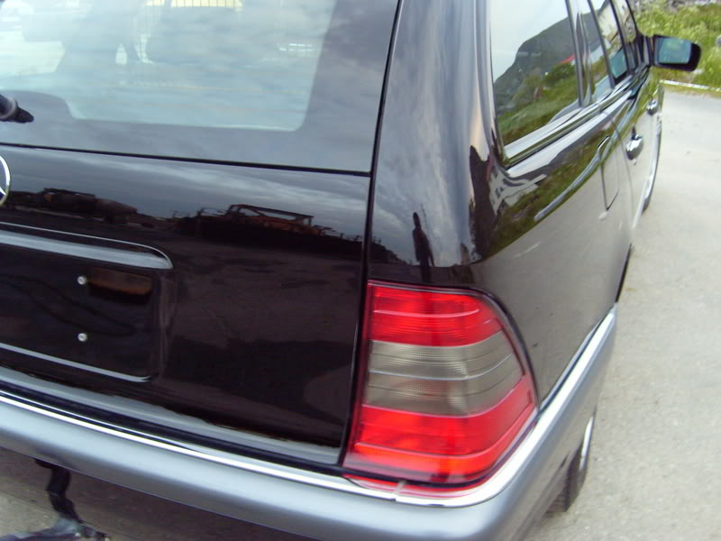 S7000781resized.jpg