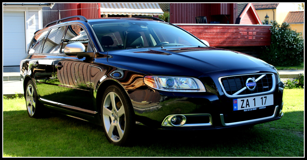VolvoV70_zpsff7ibenn.jpg