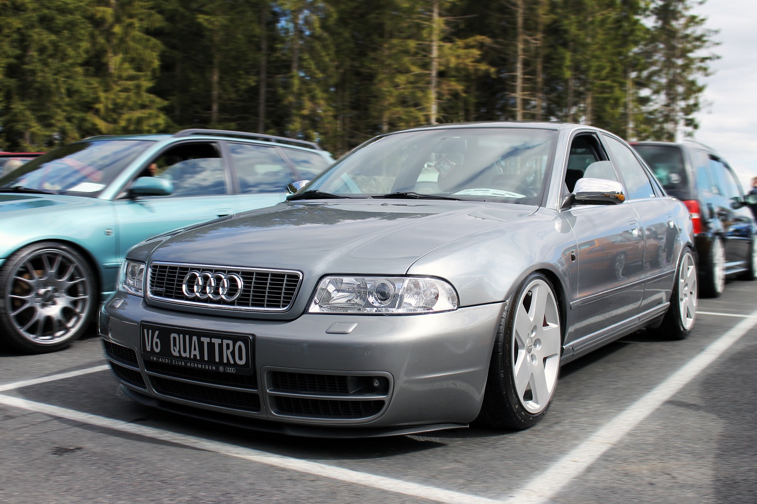 img2045small.jpg