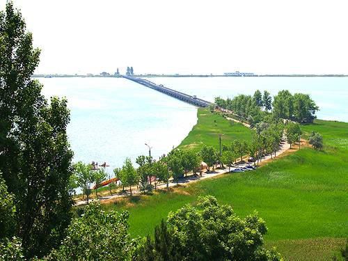 Однокомнатная квартира посуточно в Сергеевке, ул. Юрия Гагарина, 9