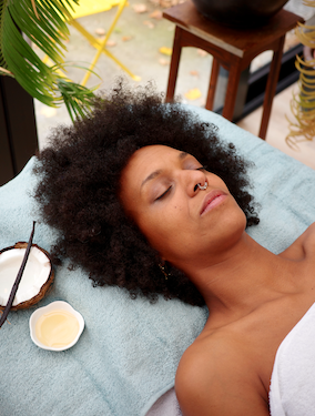 Le soin du visage évasion en hiver: coco, vanille et ylang-ylang