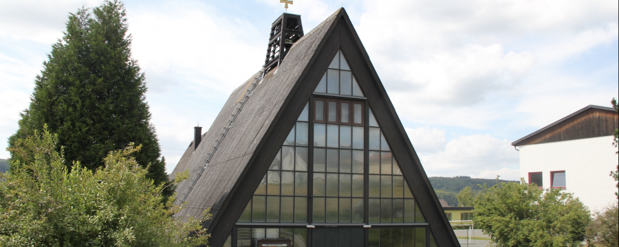 Eine Erbschaft für eine Gemeinde - hier die katholische Kirche im Dorf