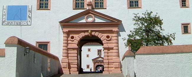 Will raus aus dem Lockdown: Blick auf das Schloss über Augustusburg