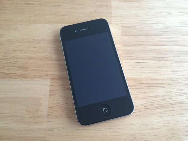 iPhone 4 - sehr guter Zustand