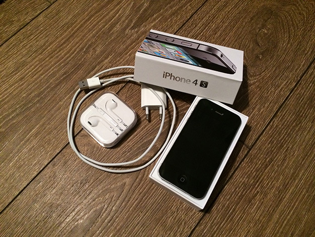iPhone 4s