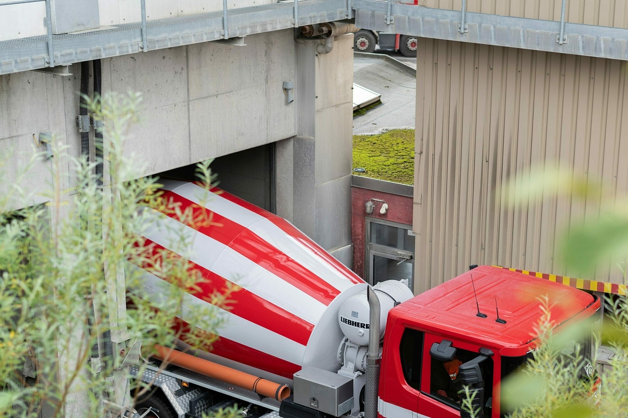 neustark durably stores CO2 in slurry water, i.e. residual water and creates negative emissions