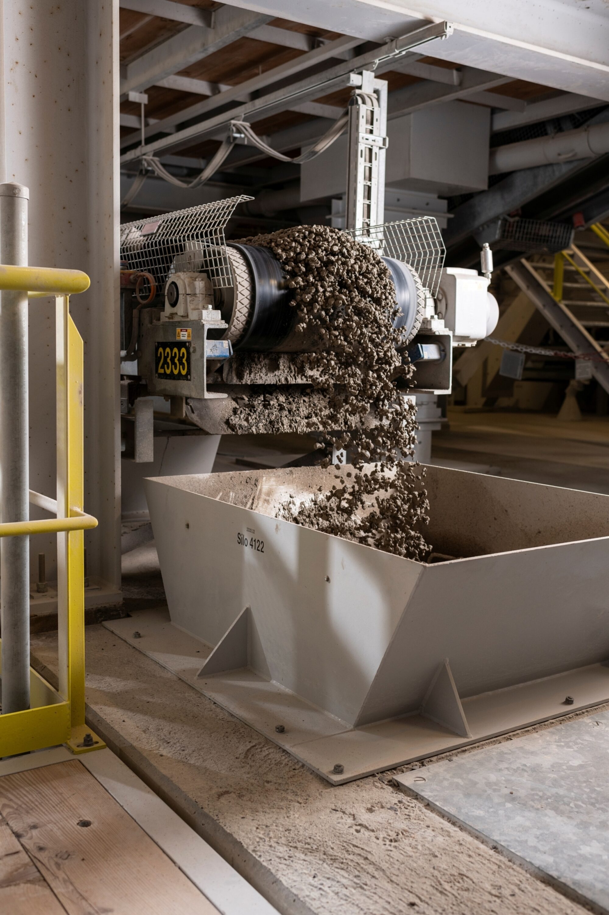 neustarks technology can store CO2 in slag and IBA through mineralization, i.e. mineral carbonation.