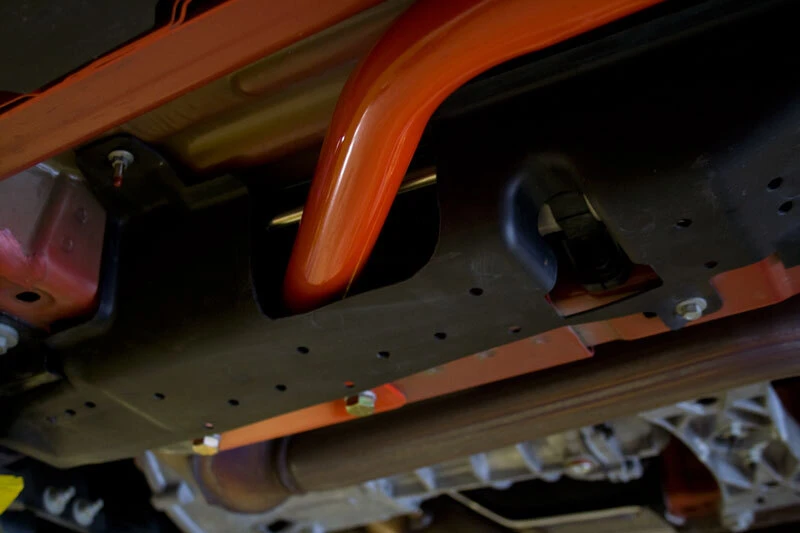 UMI Performance 05-14 Ford Mustang Subrahmen-Verbindungen - Einbau durch Schweißen