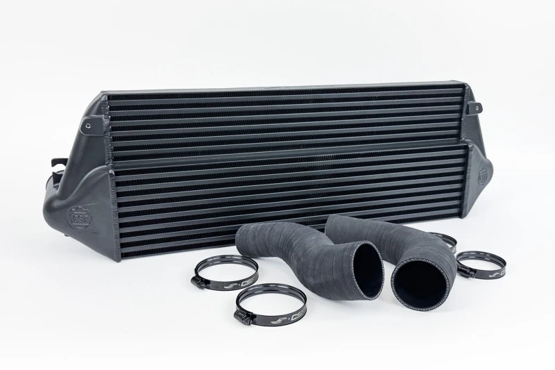 CSF 2023+ Toyota GR Corolla Hochleistungs-Intercooler-System mit gestuftem Kern - Schwarz