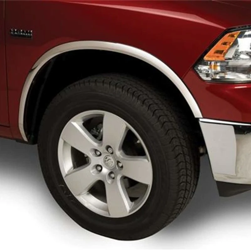 Putco 09-18 Ram 1500 - Hemi und Non-Hemi (Passt zu Rams mit chromierten Frontstoßfängern) SS Fender Trim