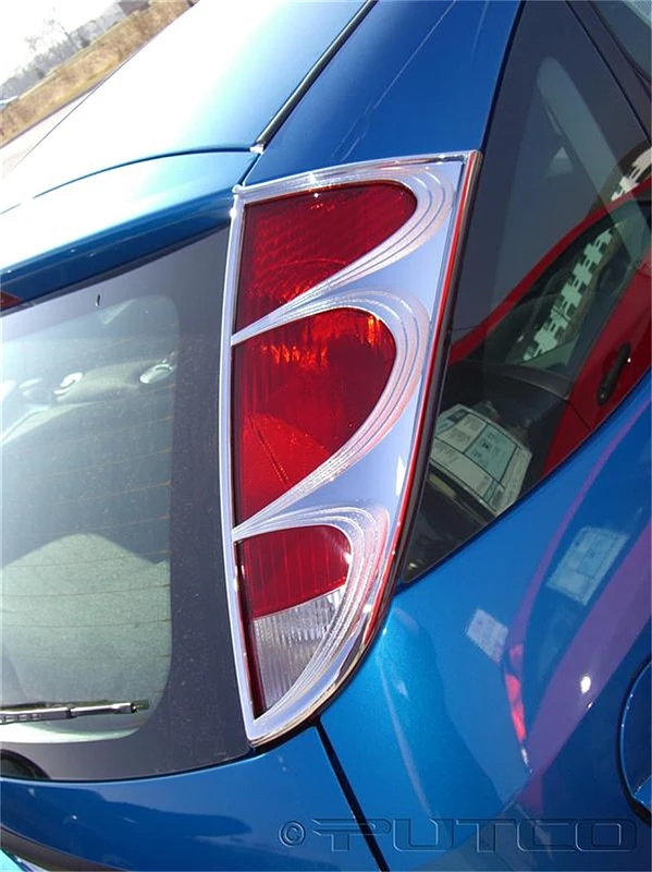 Putco 00-04 Ford Focus - nur für Hatchback-Modell, Abdeckungen für die Rückfahrscheinwerfer