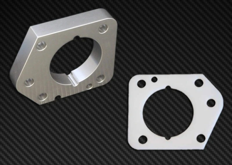 Torque Solution Drosselklappenabstandshalter in Silber für Honda Civic LX/EX/DX 2006-2011