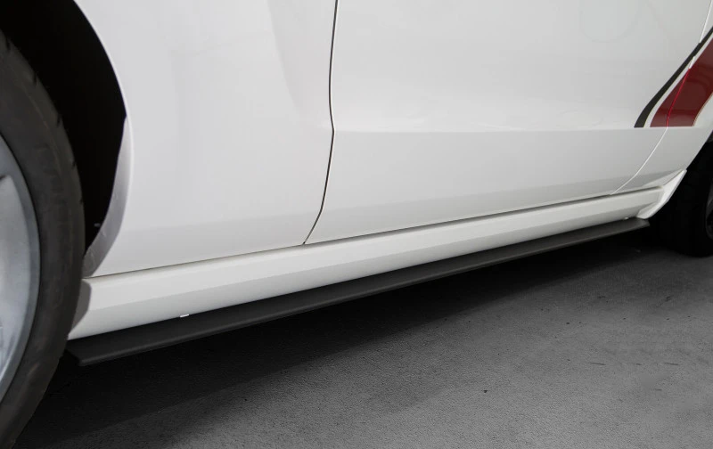 Roush 2010-2014 Ford Mustang unpainted Seiten-Splitter-Kit
