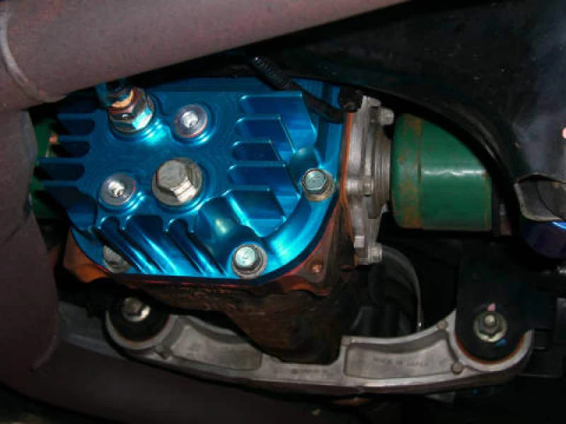 Cusco Hintere Differentialabdeckung mit erhöhter Kapazität für Subaru Impreza WRX STi (R180)