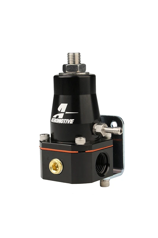 Aeromotive einstellbarer Regler Billet EFI Bypass - (2) -6 Einlässe/(1) -6 Rücklauf - Schwarz