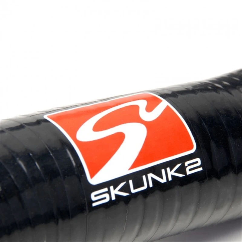 Skunk2 92-00 Honda Civic/93-97 Del Sol (Non DOHC VTEC) Radiator-Schlauch-Kit (Schwarz/Rot 2-Schlauch-Kit)